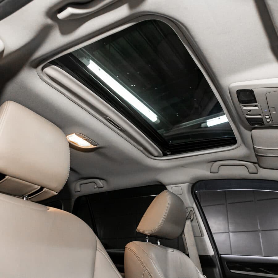 Subaru Sunroof