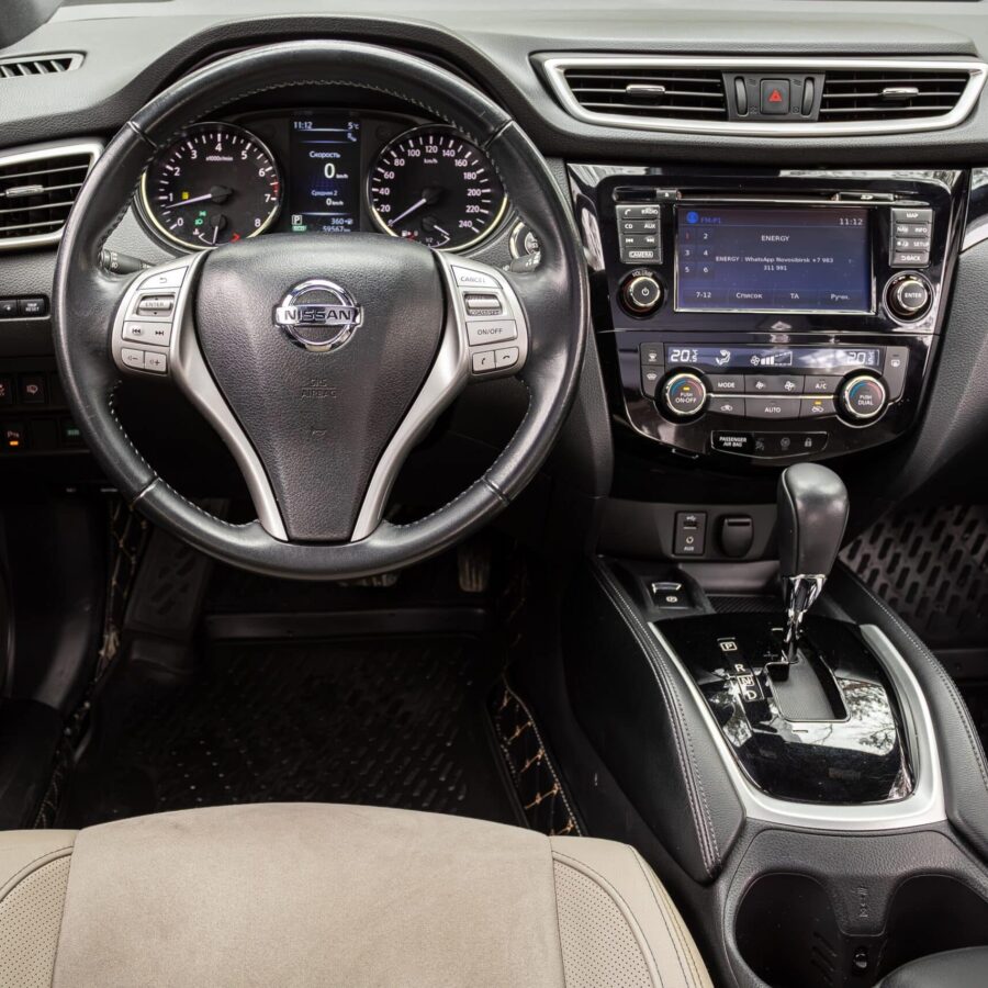 Nissan Dashboard