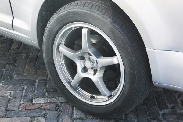 What Causes A Tire To Fall Off While Driving?