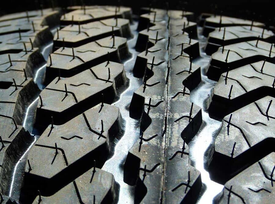 tire tread separation