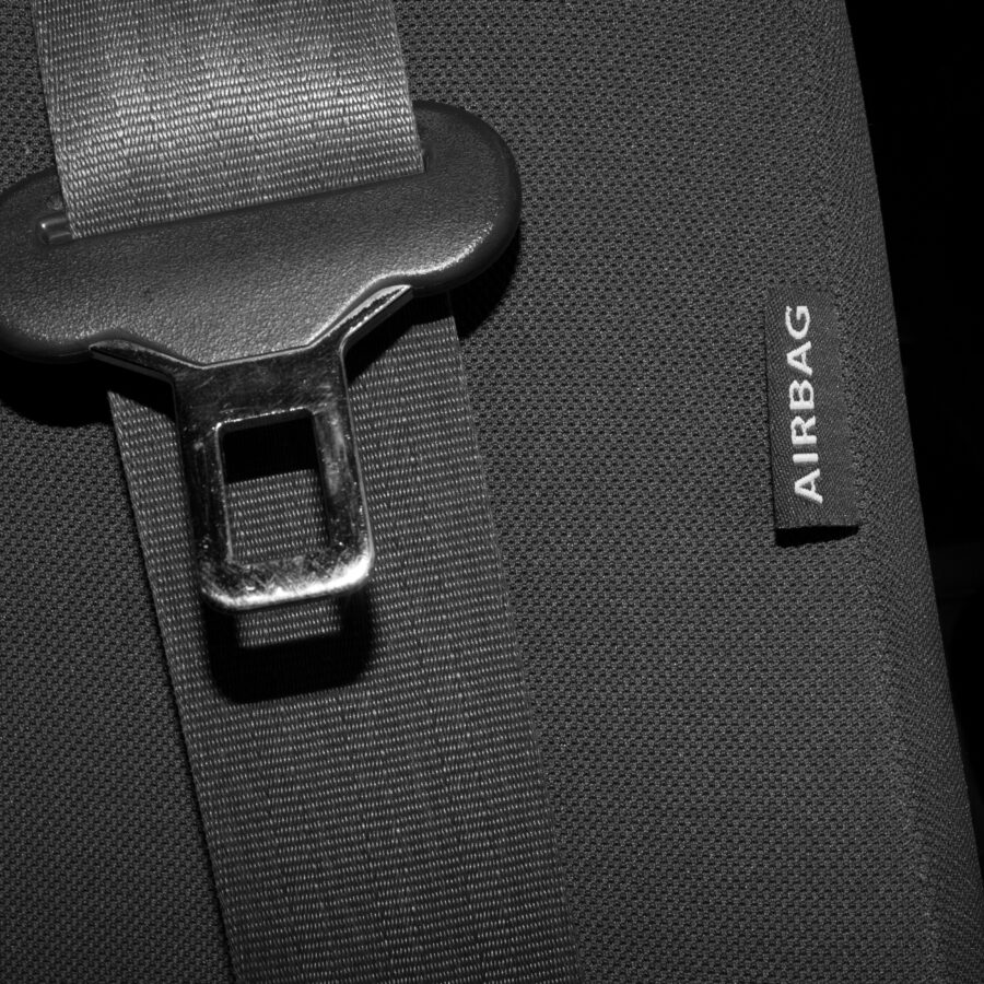 Seat Belt with Airbag Tag